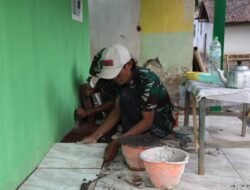 Pemasangan Keramik RTLH TMMD ke-129 Dipercepat, Rumah Ibu Ety Masuki Tahap Finishing