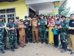 Sempatkan Sapa Warga, Brigjen TNI Mukhlis Ciptakan Suasana Akrab di Lokasi TMMD