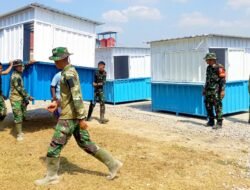 Satgas TMMD 129 Gotong Kontainer UMKM di Kesongo