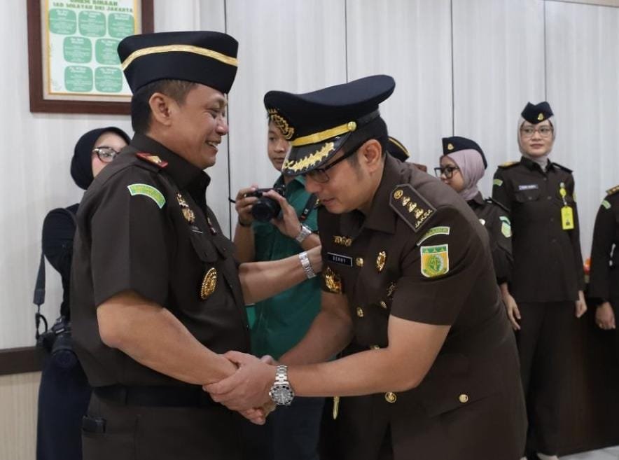 Kajati DKI Jakarta Dr Sutikno Lantik 5 Pejabat Eselon III