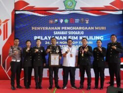 SIM Keliling Sahabat Sidoarjo 24 Jam Nonstop Raih Rekor MURI, Catat Pelayanan SIM Keliling Terlama