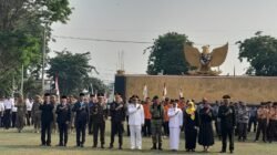 Bersama Sejumlah Pihak, Kasdim 0820/Probolinggo Hadiri Upacara HUT Ke-81 Kemerdekaan RI Di Alun - Alun Kota Probolinggo