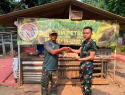 Dari Mini Zoo, Yonarhanud 10/ABC Bagikan Telur Gratis untuk Prajurit