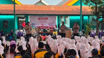 Polwan Goes to School, Edukasi Siswa SMPN 2 Krian tentang Bahaya Bullying, Narkoba dan Kekerasan