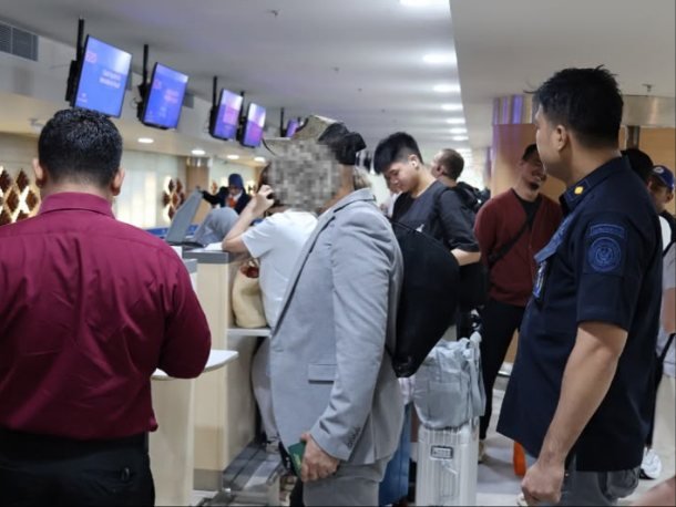 Tak Jelas Usahanya, Imigrasi Denpasar Deportasi WNA Pakistan