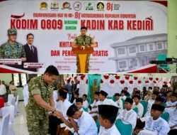 Kodim 0809/Kediri Gelar Khitan dan Pengobatan Gratis