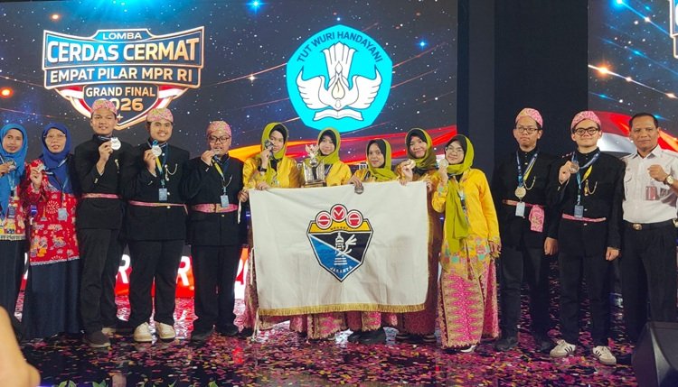 SMA Negeri 8 Jakarta Torehkan Sejarah di LCC Empat Pilar MPR RI 2026