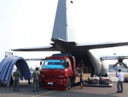 Lanud Halim Perdanakusuma Kirim Pompa Air untuk Tangani Karhutla di Kalimantan