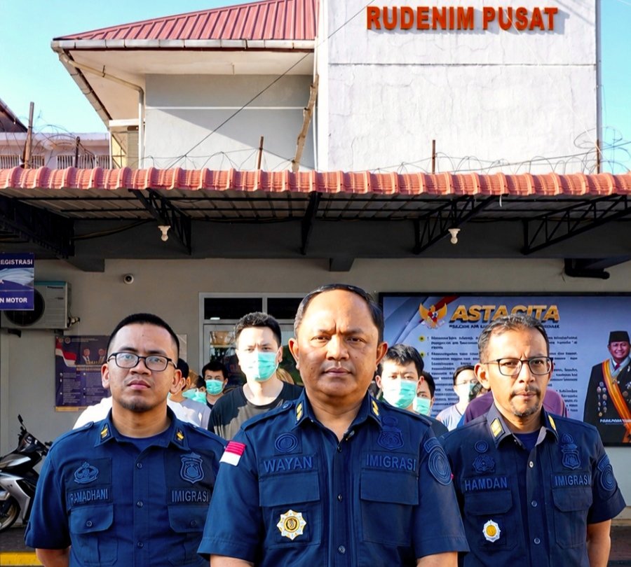 Rudenim Pusat Tanjungpinang Deportasi WNA Vietnam