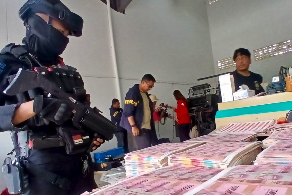 Polda Metro Jaya Bongkar Produksi Uang Palsu Rp 36 Miliar di Tangsel
