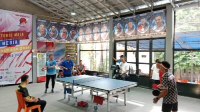 Puluhan Wartawan Ramaikan Turnamen Tenis Meja di Depok