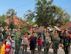 Sambut HUT ke-81 Kemerdekaan RI, Satgas TMMD dan Warga Semarakkan Desa dengan Merah Putih