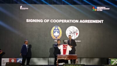 PSSI Gandeng Ajax Kembangkan Sepak Bola Indonesia