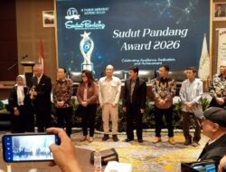 Pertama Kali di HUT ke-11, Menkop Dr Ferry Juliantono Dianugerahi “Sudut Pandang Award 2026” Tokoh Ekonomi Kerakyatan