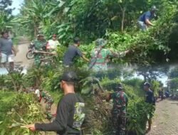 Babinsa dan Warga Sumberrejo Gotong Royong Bersihkan Lingkungan Desa