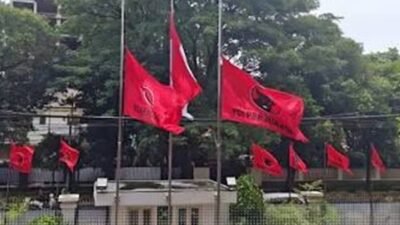 PDIP Kibarkan Bendera Setengah Tiang 7 Hari untuk Kenang Guruh Soekarnoputra