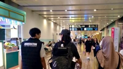 Imigrasi Ngurah Rai Deportasi 17 WNA, Langgar Ketertiban hingga Overstay