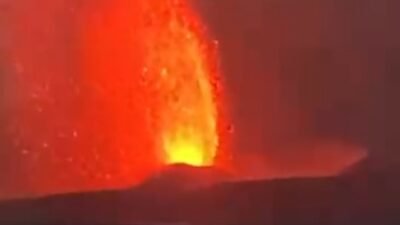 Erupsi Gunung Anak Krakatau, Abu Vulkanik Capai Pandeglang hingga Kota Metro Lampung