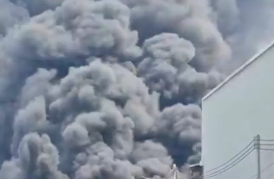 Gudang Kosambi Tangerang Terbakar