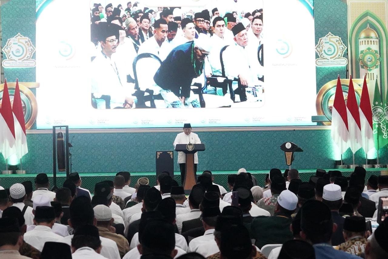 Sinergi Kebangsaan: Pangdam V/Brawijaya Dampingi Presiden Prabowo Tutup Muktamar NU ke-35 di Jombang