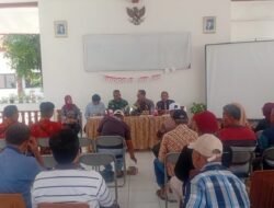 Cegah Genangan, Babinsa Purutrejo Dukung Peningkatan Drainase