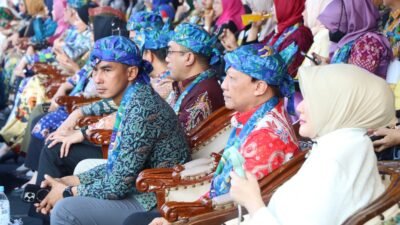 Angkat Budaya dan Kuatkan Identitas, Dandim Probolinggo Letkol Inf Ribut Yodo Apriantono Hadiri Gelaran Batik In Motion 2026