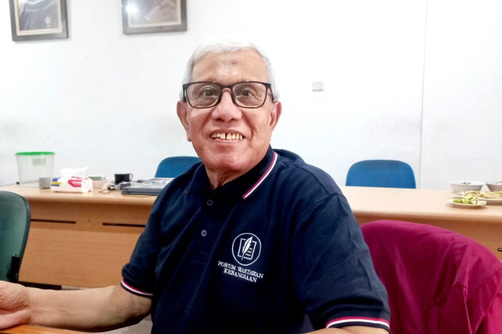 Catatan Hendry Ch Bangun Kalau Alam Sudah Menegur