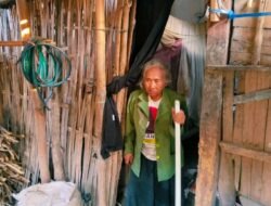 Desa Terkesan Abai: Mbah Samijah Desa Gagakan 71 Tahun Tinggal di Rumah Doyong