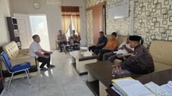 Kecamatan Air Batu Sambut Audiensi DHR 45, Camat Tekankan Pentingnya Meneladani Semangat Pahlawan