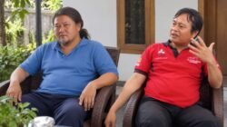 Peduli Warga, Anggota DPRD Kota Kediri Dody Yustiawan Jenguk Jurnalis yang Sedang Sakit