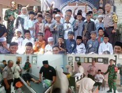 Wujud Kepedulian Sosial, Babinsa Gempol Hadiri Khitan Massal