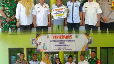 Pastikan Bantuan Tepat Sasaran, Babinsa Legok Dampingi Penyaluran BLT-DD
