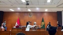 Kehilangan Anak Semata Wayang, Ibu Korban Histeris di Ruang Sidang PN Jaktim