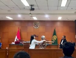 Kehilangan Anak Semata Wayang, Ibu Korban Histeris di Ruang Sidang PN Jaktim