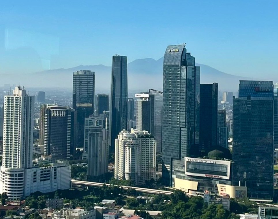 Cuaca Jakarta Hari Ini Cerah, Suhu Tertinggi Capai 33 Derajat Celsius