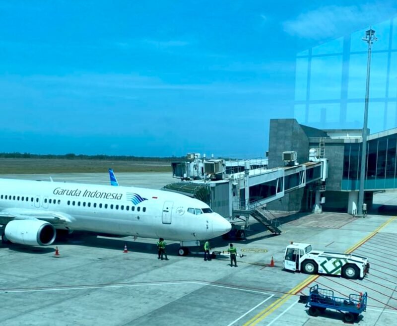 Erupsi Gunung Anak Krakatau, 8 Bandara Ditutup Sementara