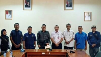 Pokja PWI Wali Kota Jakarta Timur Audiensi ke Kecamatan Jatinegara