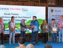 HUT ke-477 Kudus, PT Djarum dan Polytron Serahkan 164 RSLH Senilai Rp11,4 Miliar