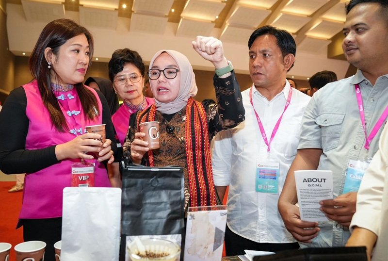 Wamenkop Dorong Koperasi Naik Kelas Lewat Akses Pasar Global