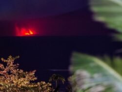 Gunung Anak Krakatau Erupsi, 4 Bandara Ditutup Sementara
