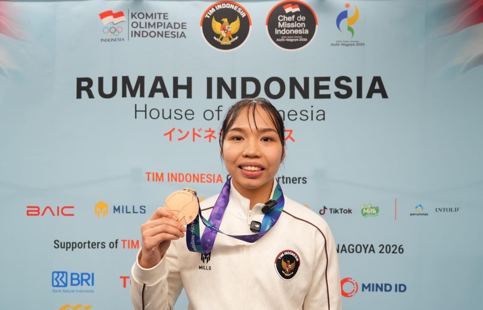 Karateka putri Indonesia Leica Al-Humaira Lubis