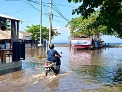 BMKG: Waspada Gelombang Tinggi hingga 4 Meter dan Banjir Rob