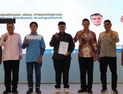 Disnaker Asahan Resmi Tutup Pelatihan Berbasis Kompetensi Kejuruan Refrigasi AC