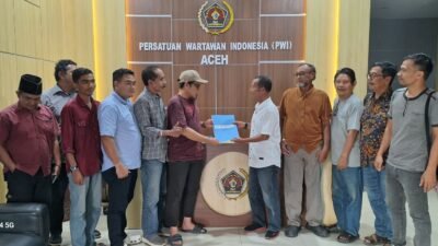 Sayuti Achmad Ambil Formulir Bakal Calon Ketua PWI Aceh 2026-2031