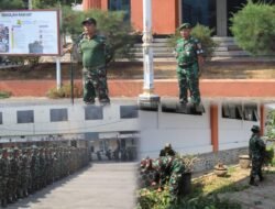 Siapkan Marshaling Area Yonif TP, Kodim 0819/Pasuruan Kerahkan Personel Bersihkan Kawasan Pemkab Lama