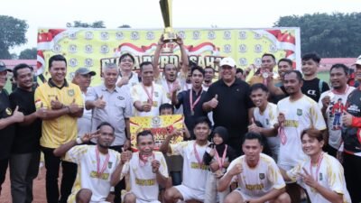 Pererat Silaturahmi dan Sportivitas, Bupati Asahan Resmi Tutup Turnamen Sepak Bola Piala DPRD Usia 35+