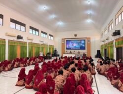 Polresta Sidoarjo Edukasi Siswa SMKN 2 Buduran tentang Pemanfaatan AIl