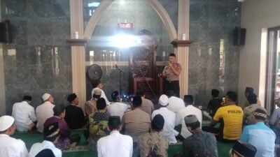 Kapolsek Jabon Gelar Safari Jumat, Jalin Sinergi Bersama Masyarakat