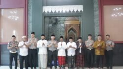 Sidoarjo Ayo Shalat Jumat Polresta Gelar Shalat Jumat Keliling dan Peduli Masyarakat