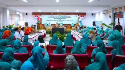 Essie Munjirin Apresiasi Gerakan PKK di Kecamatan Makasar
